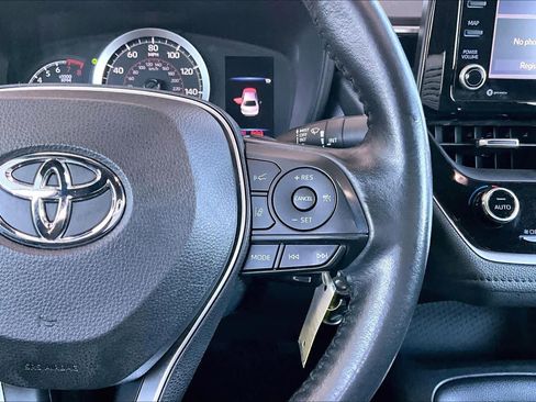 Used 2022 Toyota Corolla SE image 25