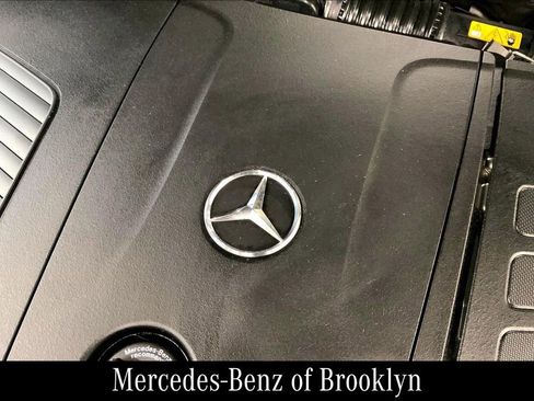 Certified 2025 Mercedes-Benz GLC 300 4MATIC image 33