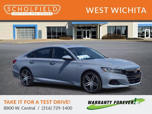 Used 2022 Honda Accord Touring image 1