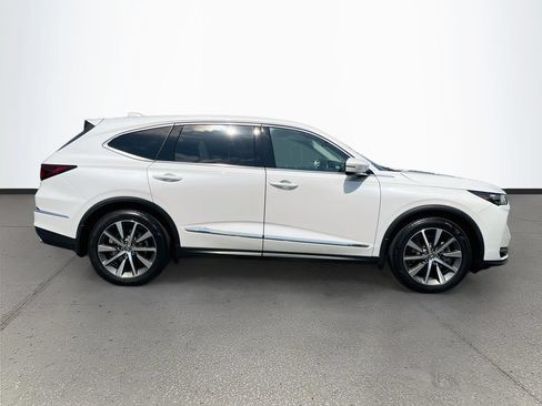 Used 2025 Acura MDX FWD w/ Technology Package image 8