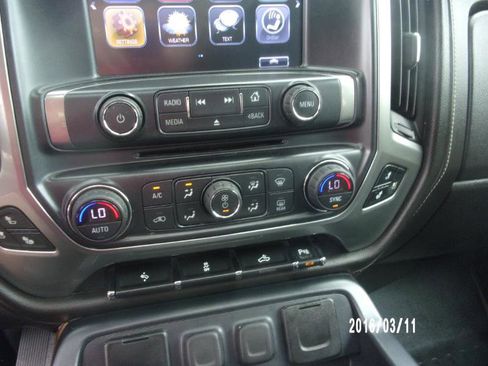 Used 2017 Chevrolet Silverado 1500 LTZ w/ Sport Package image 20