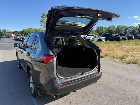 Used 2024 Toyota RAV4 XLE AWD/4WD image 13