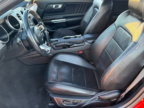 Used 2022 Ford Mustang Premium image 26