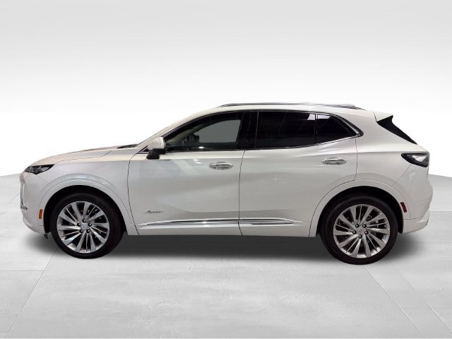 Used 2025 Buick Envision Avenir AWD/4WD image 8