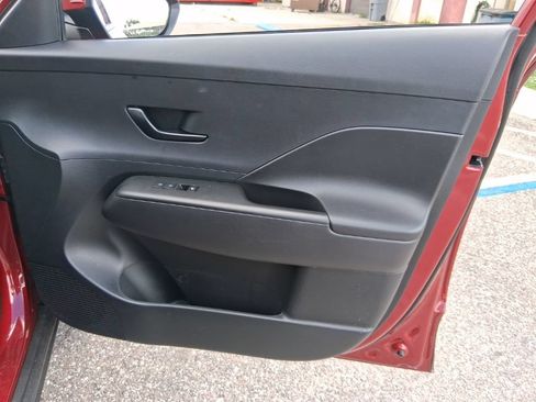 Used 2026 Hyundai Kona SE FWD image 17