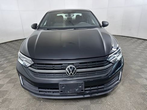 Used 2023 Volkswagen Jetta Sport image 8