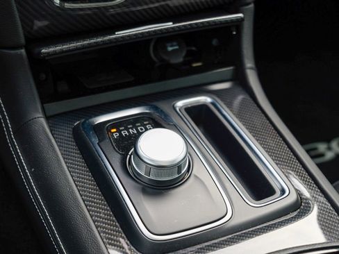 Used 2023 Chrysler 300 C image 48