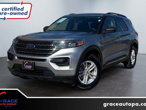 Used 2022 Ford Explorer XLT AWD/4WD image 1