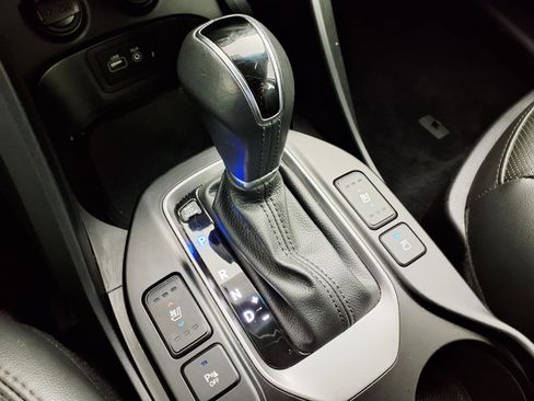 Used 2017 Hyundai Santa Fe Sport image 21