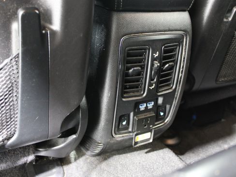 Used 2015 Jeep Grand Cherokee Limited AWD/4WD image 27