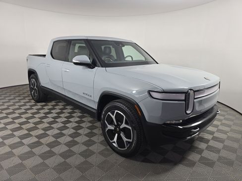 Used 2024 Rivian R1T Adventure AWD/4WD image 7