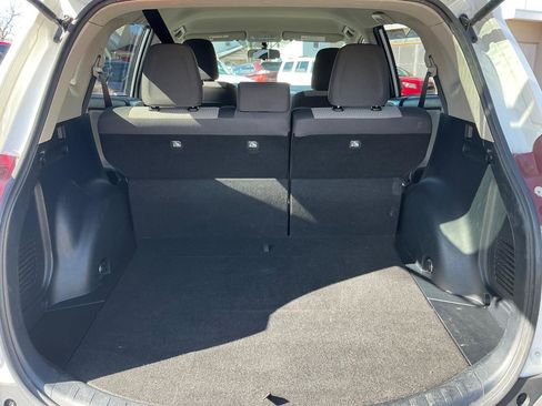 Used 2015 Toyota RAV4 LE image 12