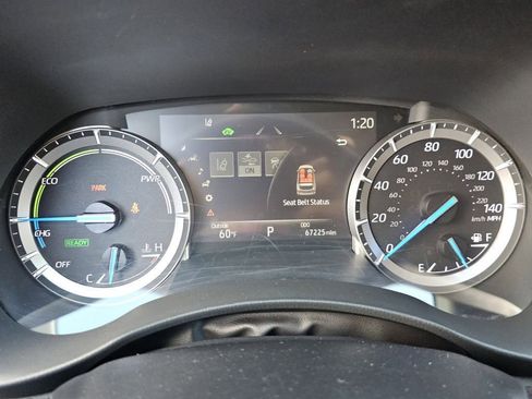 Used 2022 Toyota Highlander Limited image 32