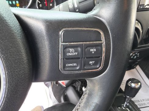 Used 2013 Jeep Wrangler Unlimited Sport AWD/4WD image 32