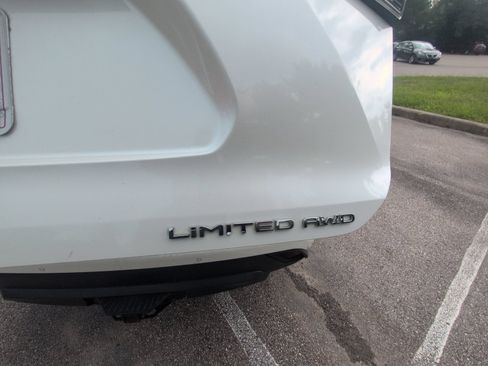 Used 2020 Toyota Highlander Limited AWD/4WD image 35