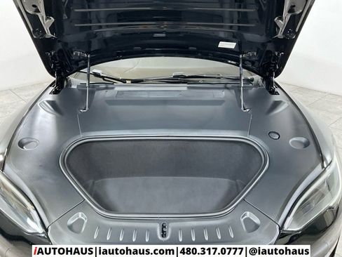 Used 2023 Tesla Model S image 10