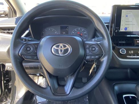 Certified 2025 Toyota Corolla LE image 25