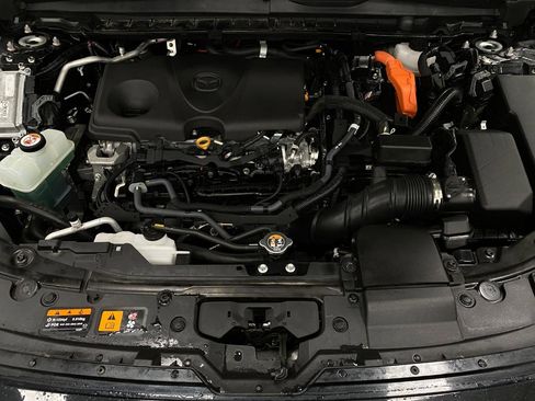 Used 2025 MAZDA CX-50 AWD 2.5 Hybrid w/ Premium Pkg image 12