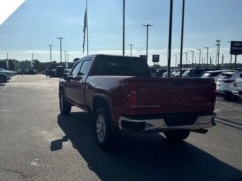 Used 2025 Chevrolet Silverado 2500 LTZ w/ LTZ Convenience Package AWD/4WD image 7