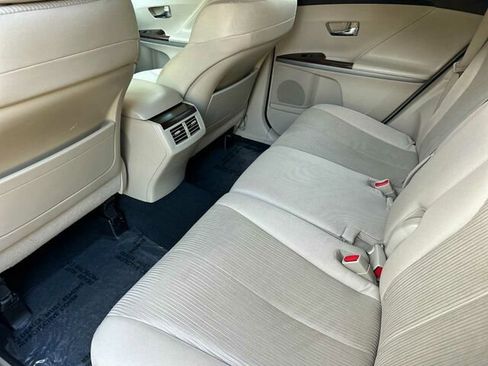 Used 2013 Toyota Venza LE image 15