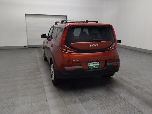 Used 2022 Kia Soul LX image 5