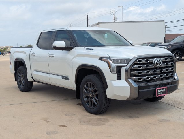 Used 2025 Toyota Tundra Platinum AWD/4WD image 7