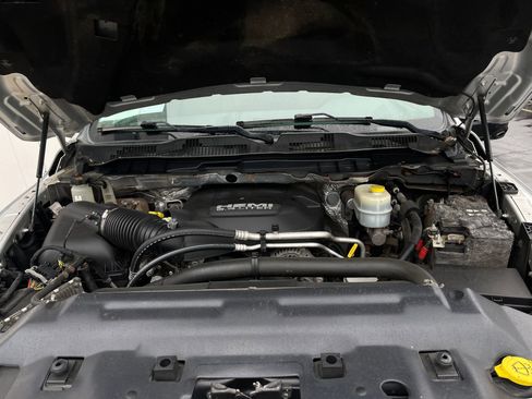 Used 2016 RAM 3500 Tradesman w/ Chrome Appearance Group AWD/4WD image 21