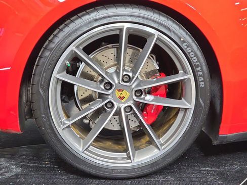 Certified 2020 Porsche 911 Carrera 4S image 29