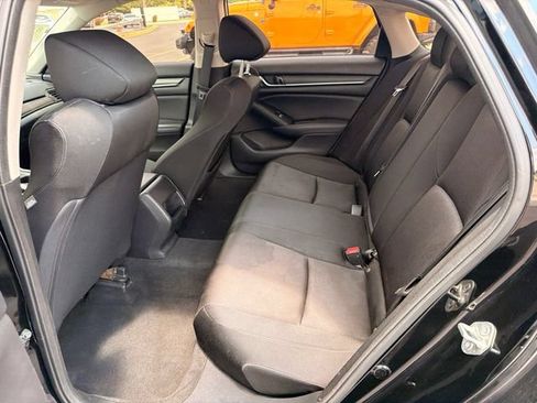 Used 2018 Honda Accord LX image 13