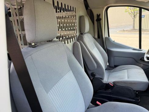Used 2019 Ford Transit 150 130 Low Roof RWD image 12