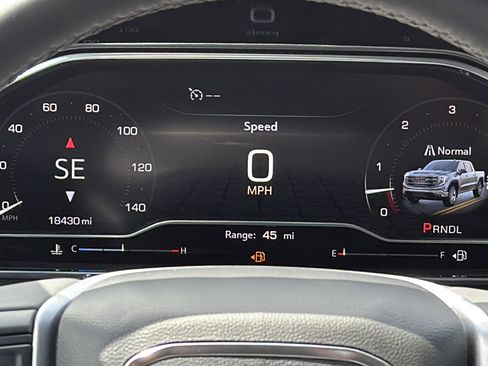 Used 2025 GMC Sierra 1500 SLT image 13