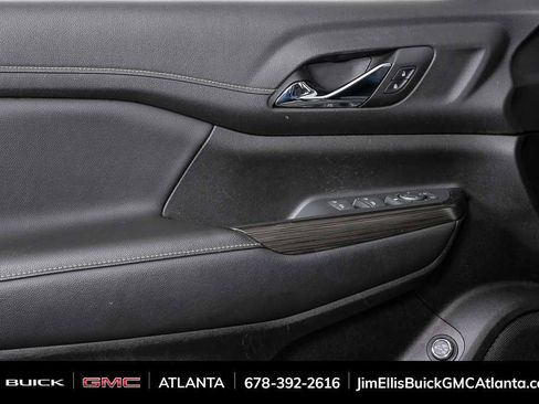 Used 2023 GMC Acadia SLT image 6