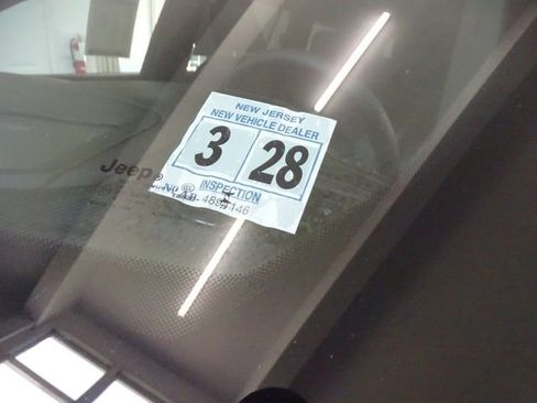 Certified 2023 Jeep Grand Cherokee L Summit AWD/4WD image 28