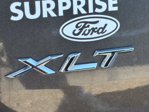 Used 2020 Ford Explorer XLT w/ Equipment Group 202A RWD image 11