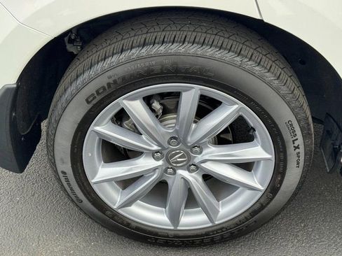 Used 2024 Acura RDX SH-AWD image 9