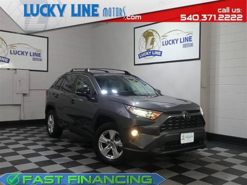 Used 2021 Toyota RAV4 XLE w/ Convenience Package AWD/4WD image 1