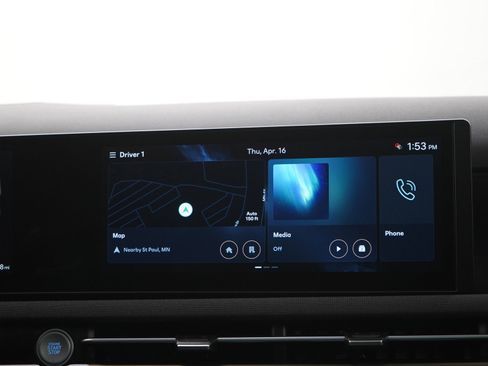 Used 2025 Hyundai Tucson Limited image 16