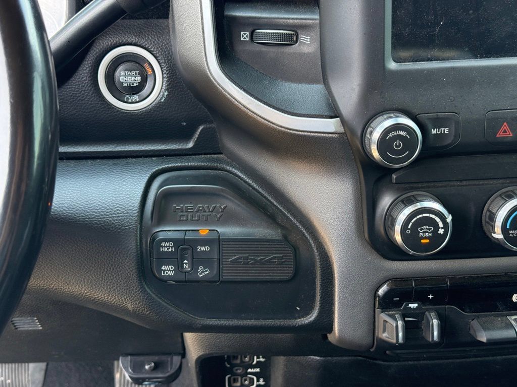 Used 2020 RAM 2500 Big Horn w/ Level 1 Equipment Group AWD/4WD image 22