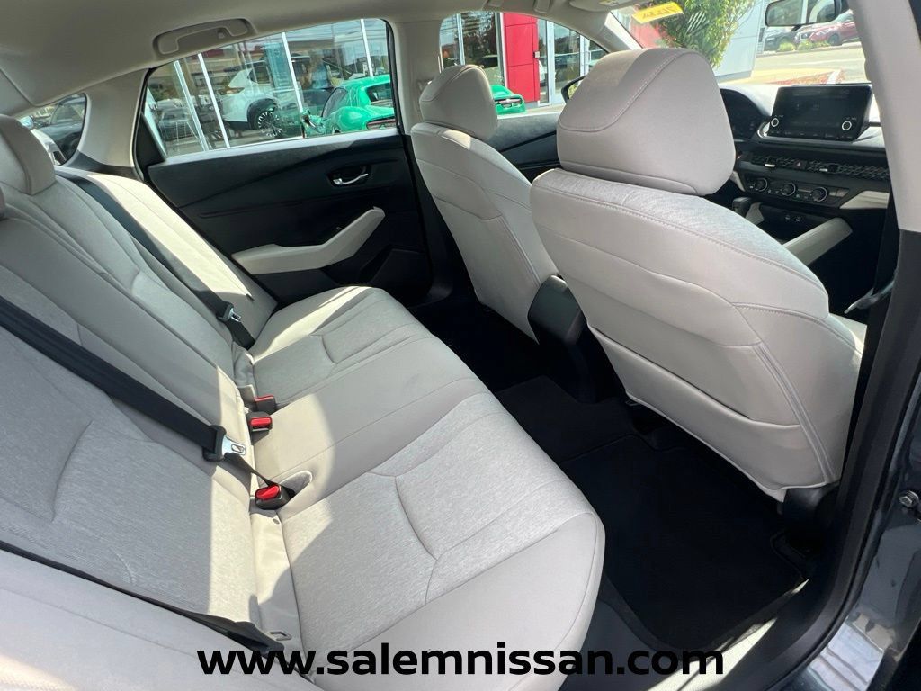 Used 2024 Honda Accord EX image 22