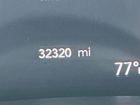 Used 2025 Chrysler Pacifica Select FWD image 43