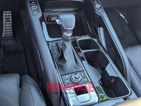 Used 2024 Kia Telluride SX Prestige X-Pro AWD/4WD image 26