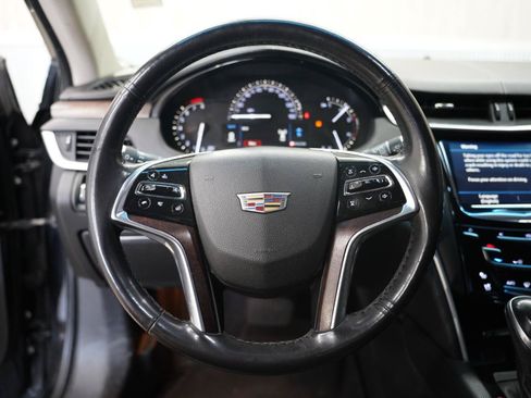 Used 2018 Cadillac XTS Luxury AWD/4WD image 12