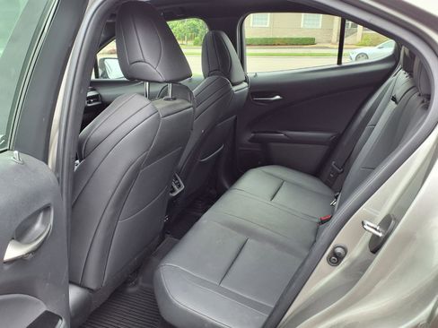 Used 2021 Lexus UX 250h F Sport w/ F Sport Premium Package AWD/4WD image 25