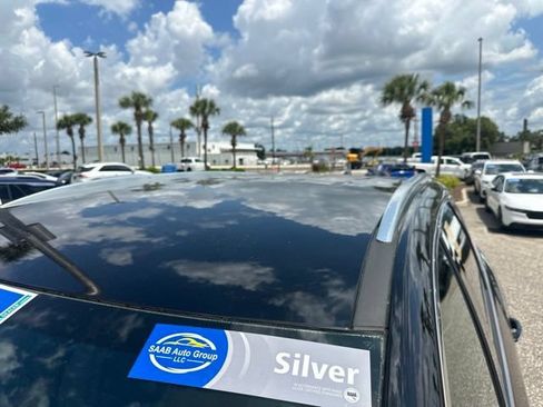 Used 2023 Buick Enclave Essence FWD image 14