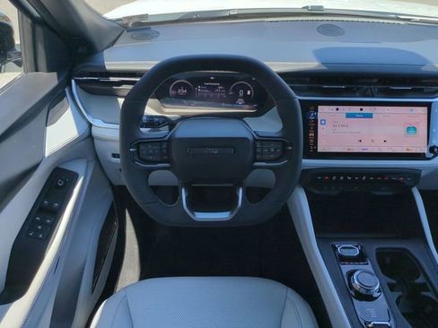New 2026 Jeep Cherokee Limited AWD/4WD image 16