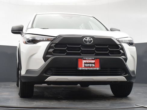 Used 2026 Toyota Corolla Cross L FWD image 28