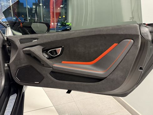 Used 2023 Lamborghini Huracan Tecnica image 25