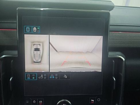 New 2026 GMC Acadia Denali image 9