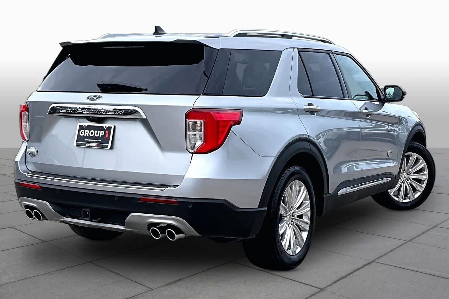 Used 2023 Ford Explorer King Ranch w/ Technology Package RWD image 13