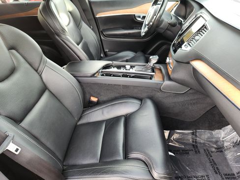 Used 2018 Volvo XC90 T6 Inscription w/ Convenience Package image 24